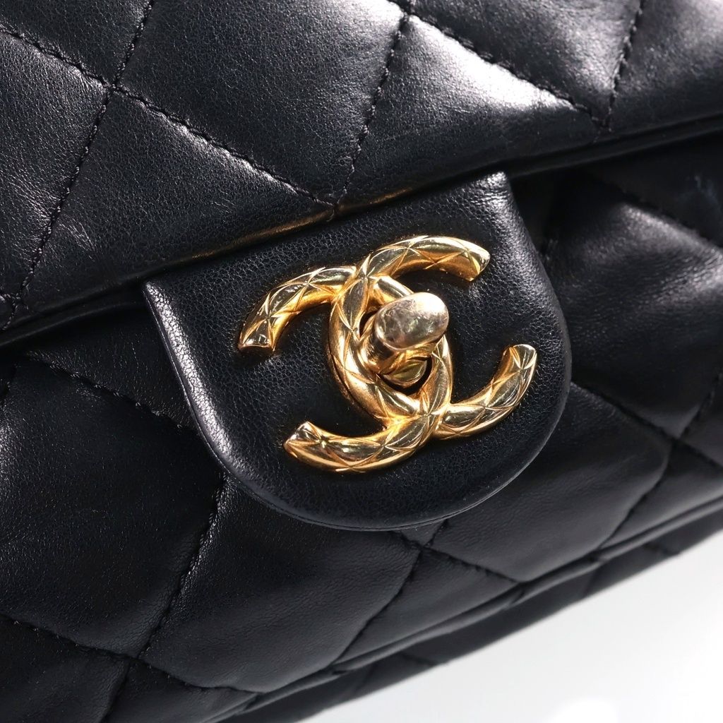 Chanel Quilted 20 S Flap S Chain Mini Shoulder Bag Black Lambskin Gold — view 7