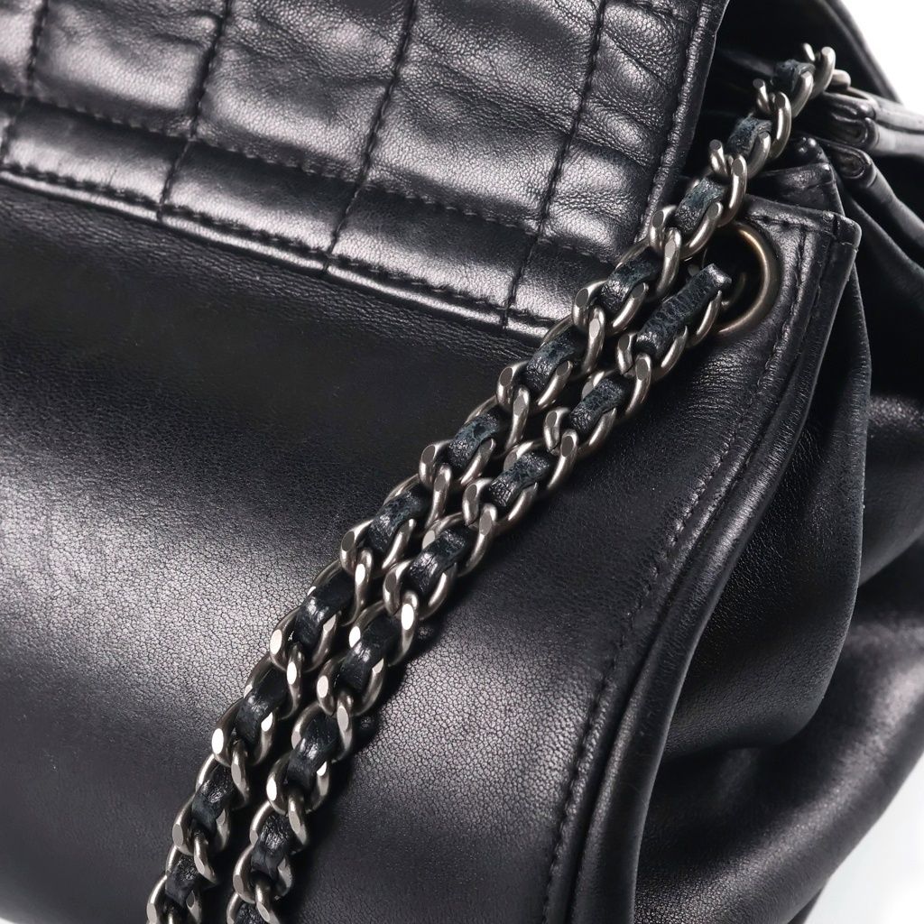 Chanel Choco Bar 2.55 Chain Shoulder Bag Lambskin Black Silver — view 7