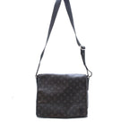 Louis Vuitton District MM Shoulder Bag Monogram Eclipse Gray Silver — view 2
