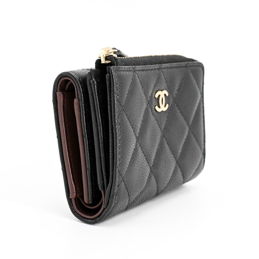 Chanel Mini Wallet Trifold Compact — view 2