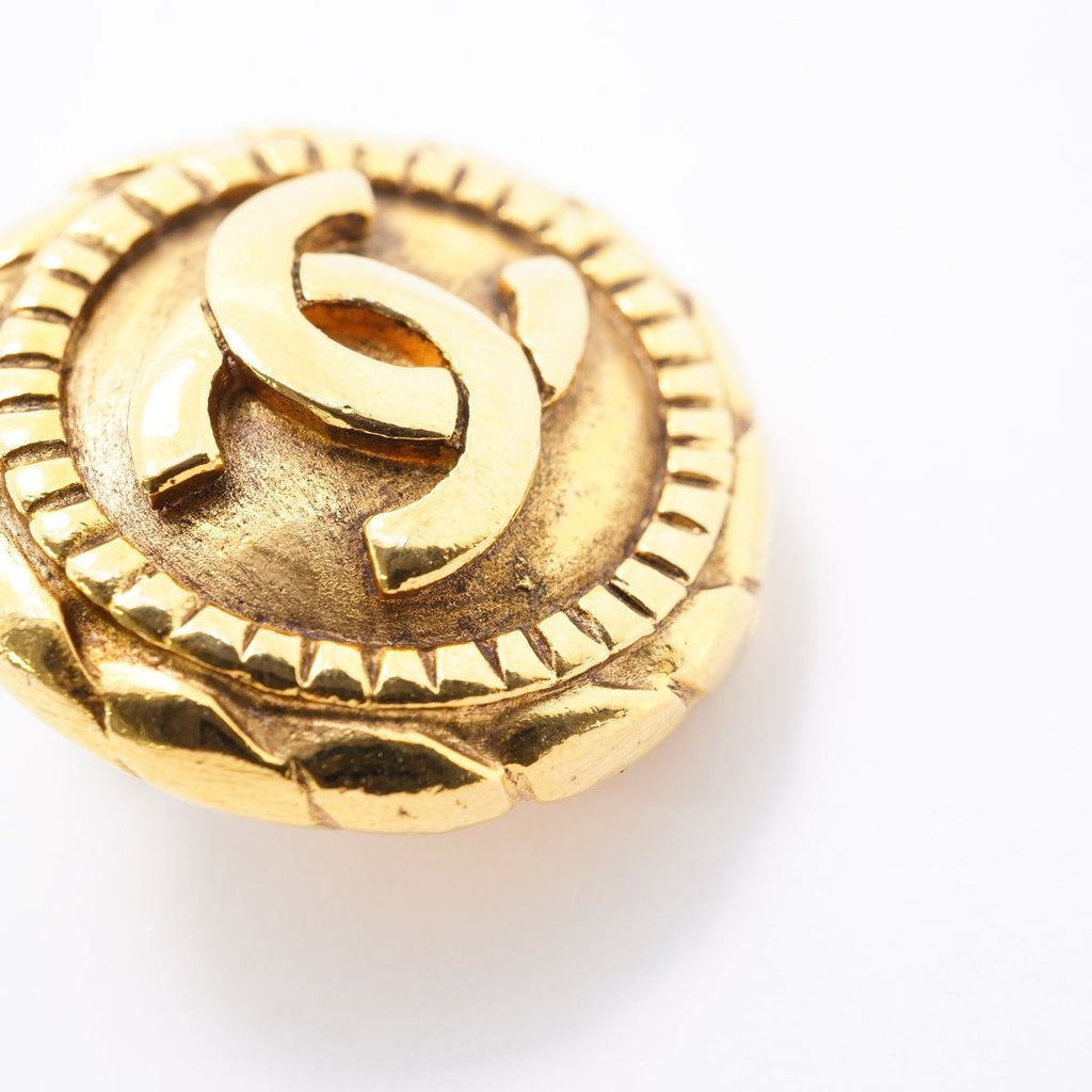 Chanel Earrings Vintage CC Logo Round Circle Gold Plated — view 8