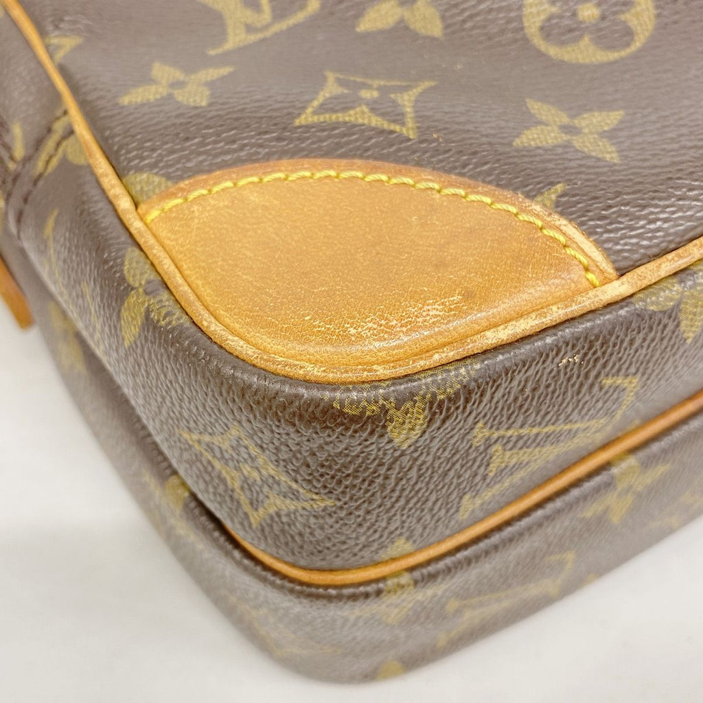 Louis Vuitton Shoulder Bag Monogram Amazon Brown — view 6