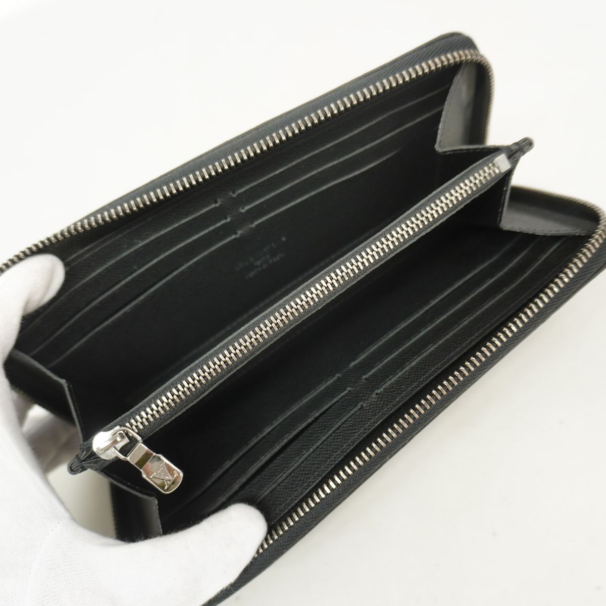 Louis Vuitton Wallet Monogram Eclipse Zippy Horizontal Black — view 3