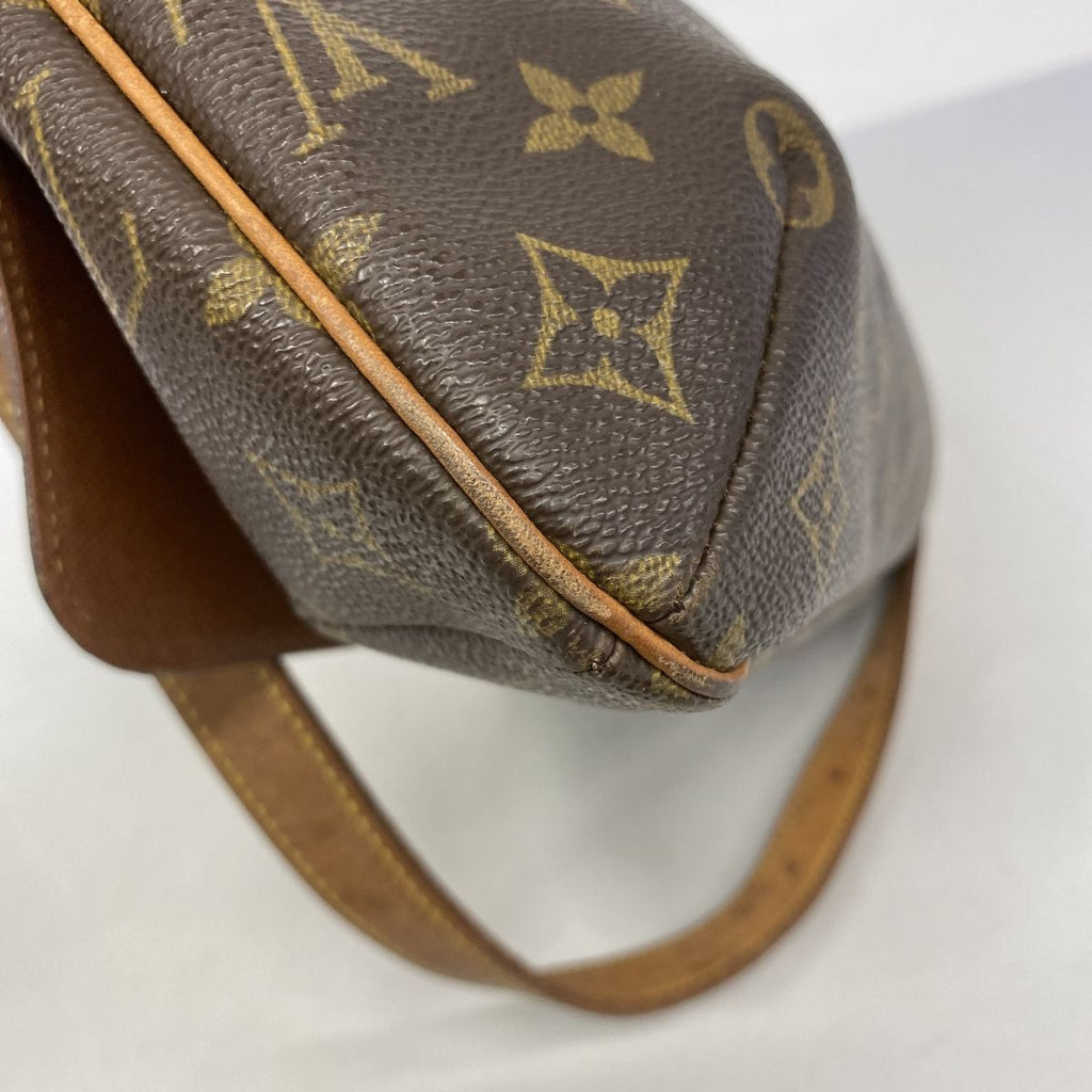 Louis Vuitton Shoulder Bag Monogram Musette Brown — view 6