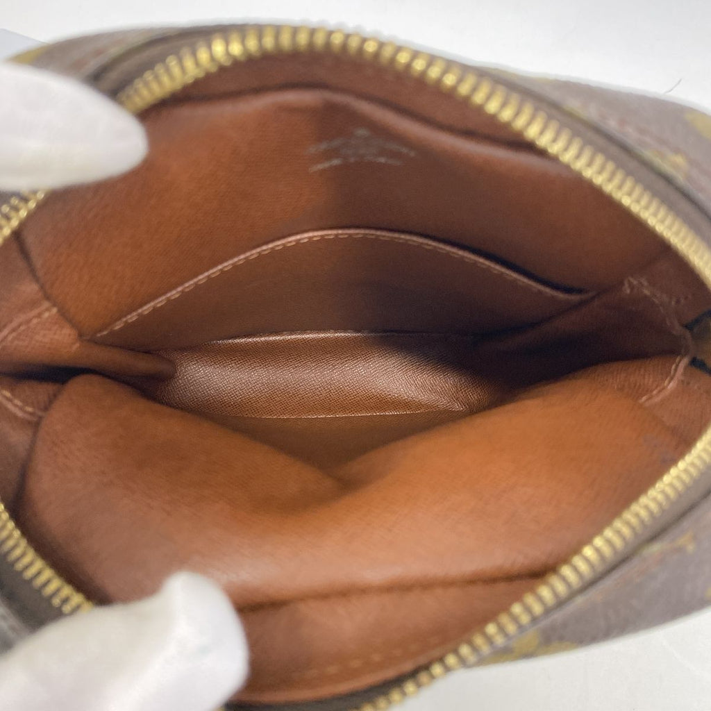 Louis Vuitton Shoulder Bag Monogram Amazon Brown — view 4