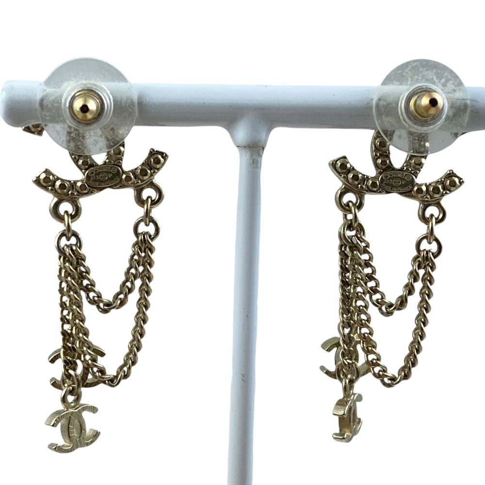 Chanel Chain Earrings CC Logo Rhinestone Pearl Gold — view 3