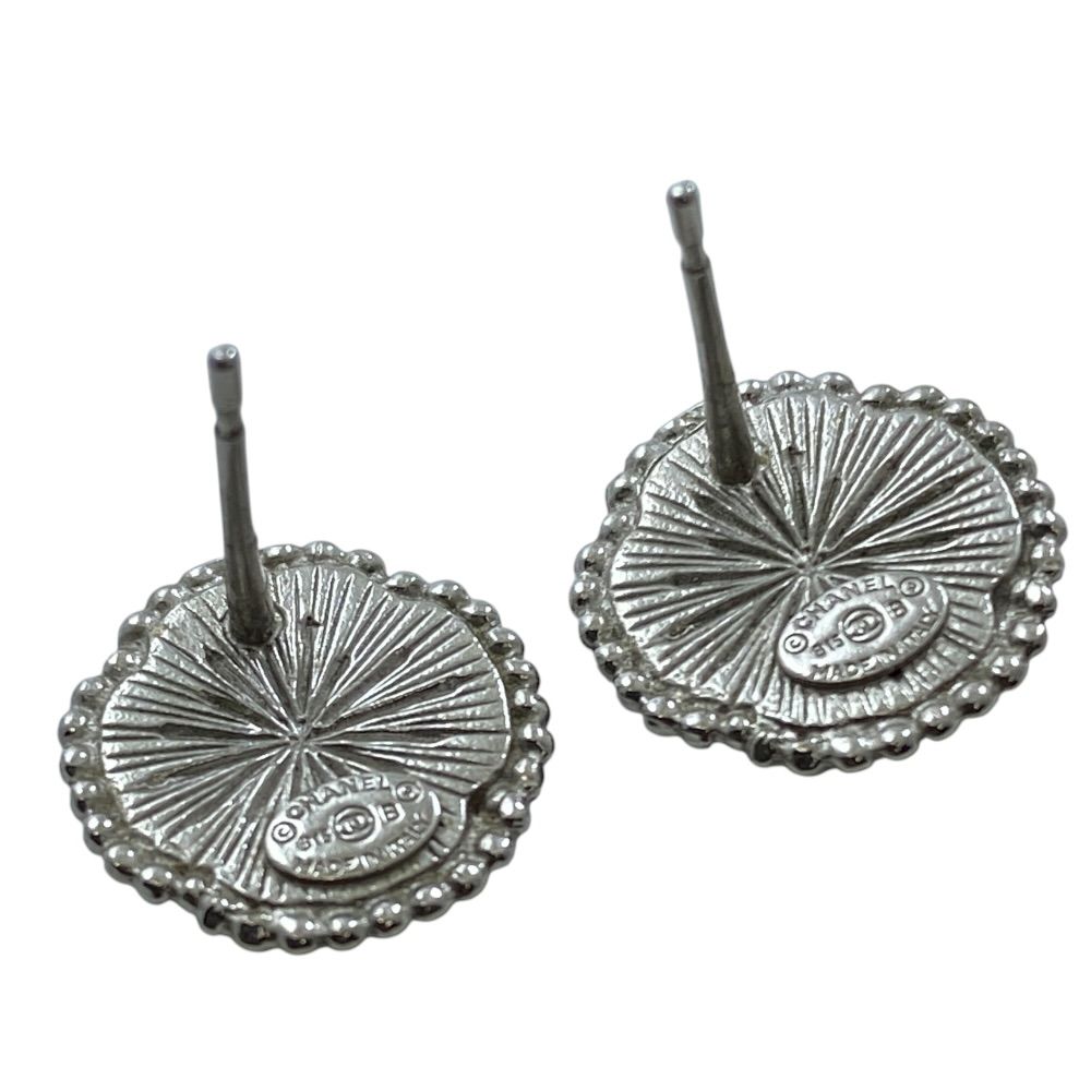 Chanel Earrings CC Logo Silver — view 7
