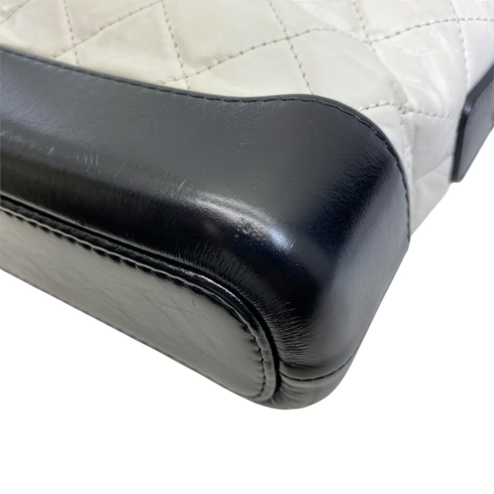 Chanel Shoulder Bag Gabrielle Small Hobo Aged Calf Leather White Black — view 3