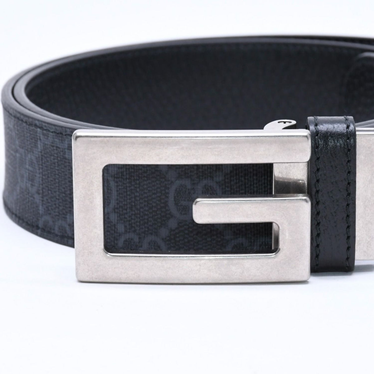 Gucci Square G Buckle Reversible Belt GG Supreme Canvas Black Gray — view 2