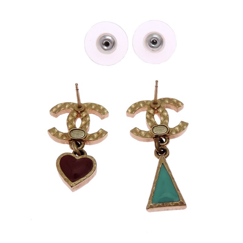 Chanel Earrings Beige — view 4