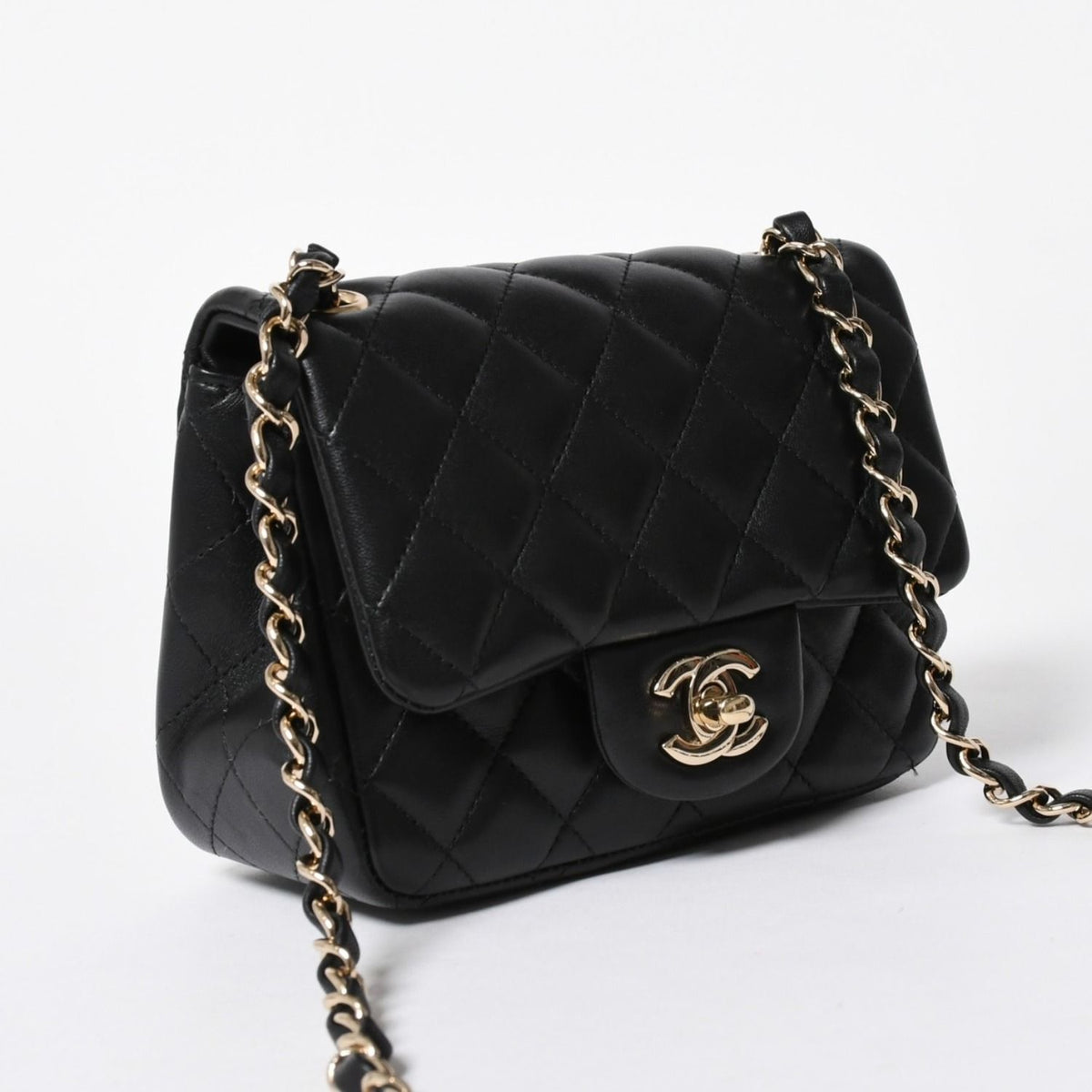 Chanel Mini Quilted 16 S Flap S Chain Shoulder Bag CC Logo Lambskin Black — view 3