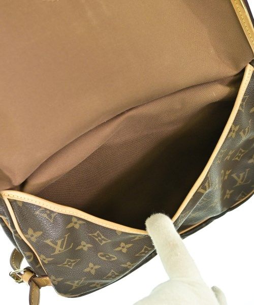 Louis Vuitton Monogram Saumur 30 Shoulder Bag — view 4