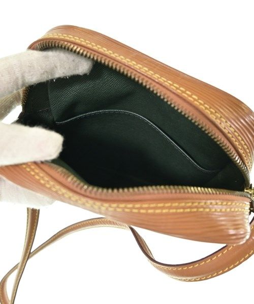Louis Vuitton Epi Danube PM Shoulder Bag — view 4