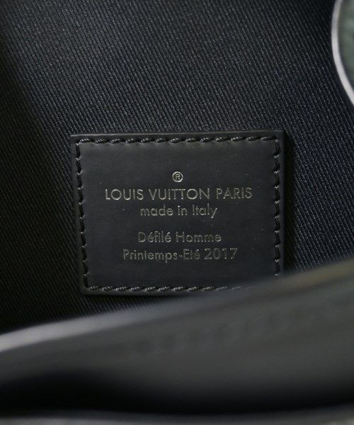 Louis Vuitton Monogram Savannah BB Shoulder Bag — view 5