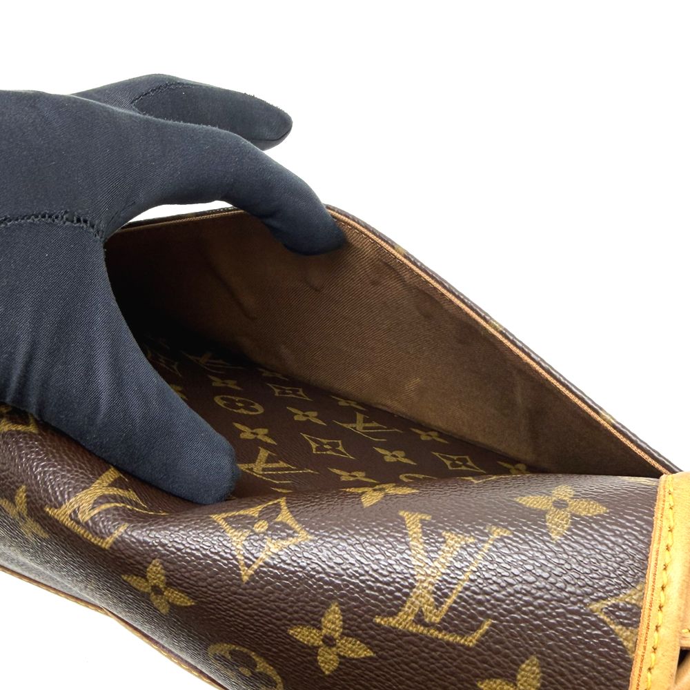 Louis Vuitton Shoulder Bag — view 8