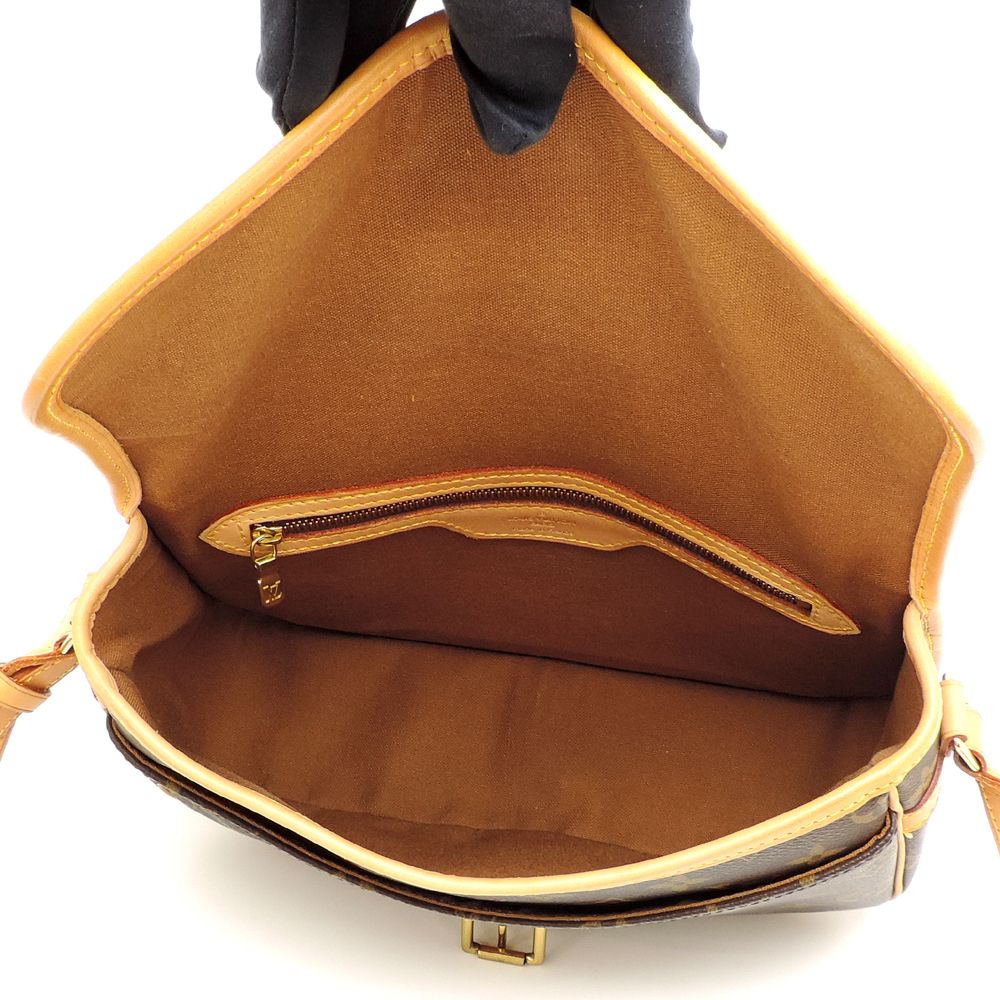 Louis Vuitton Shoulder Bag — view 6