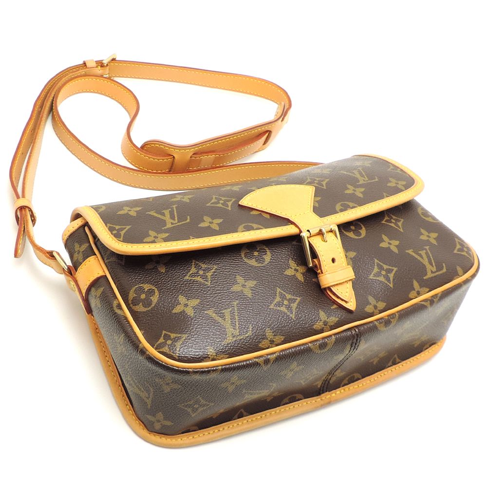 Louis Vuitton Shoulder Bag — view 3