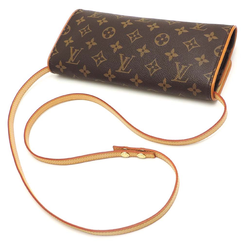 Louis Vuitton Shoulder Bag — view 4
