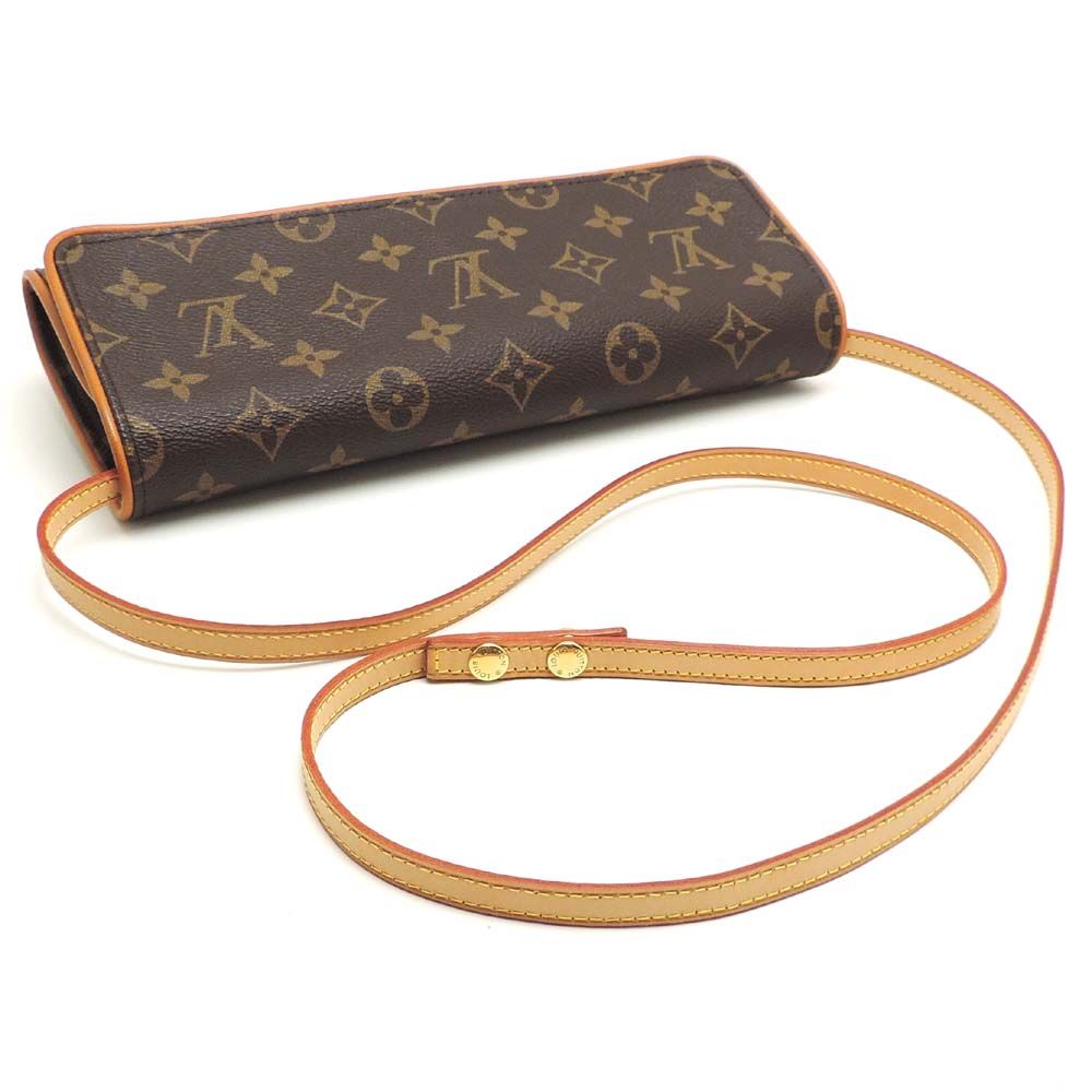 Louis Vuitton Shoulder Bag — view 5