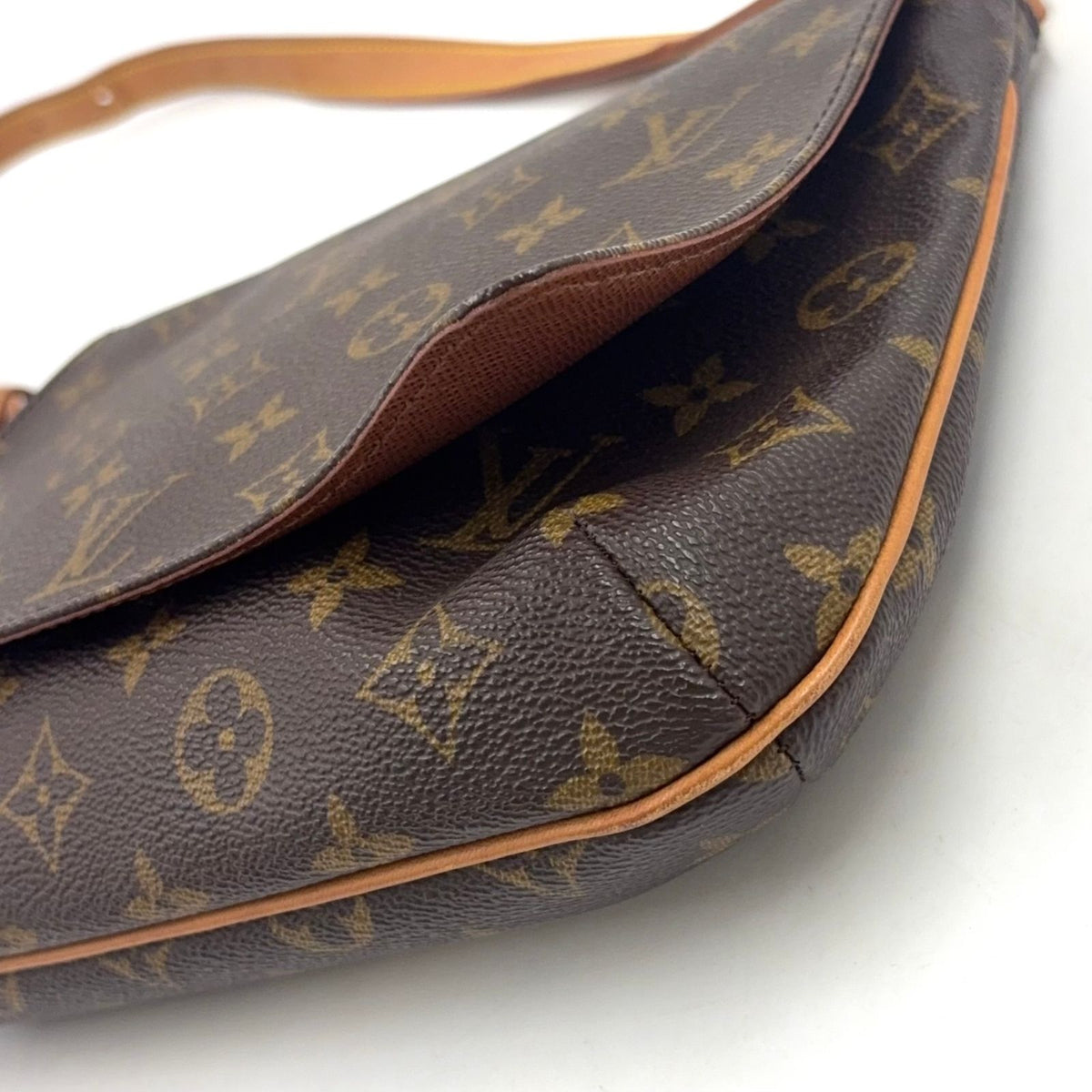Louis Vuitton Musette Tango Short Strap Monogram Non Leather Brown Shoulder Bag — view 8