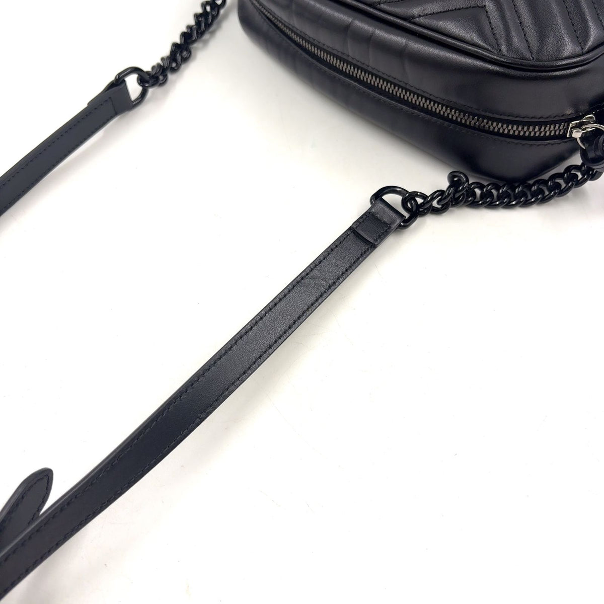 Gucci GG Marmont Quilted Small Chain Leather Black Shoulder Bag — view 6