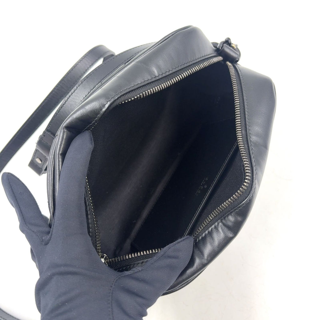 Gucci GG Marmont Quilted Small Chain Leather Black Shoulder Bag — view 3