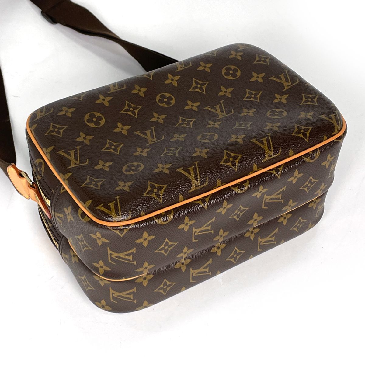 Louis Vuitton Reporter PM Shoulder Bag Monogram Brown — view 2