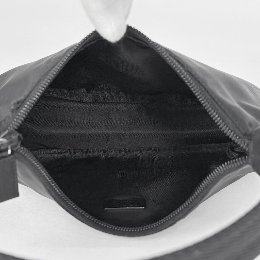 Prada Handbag Nylon Nero — view 7