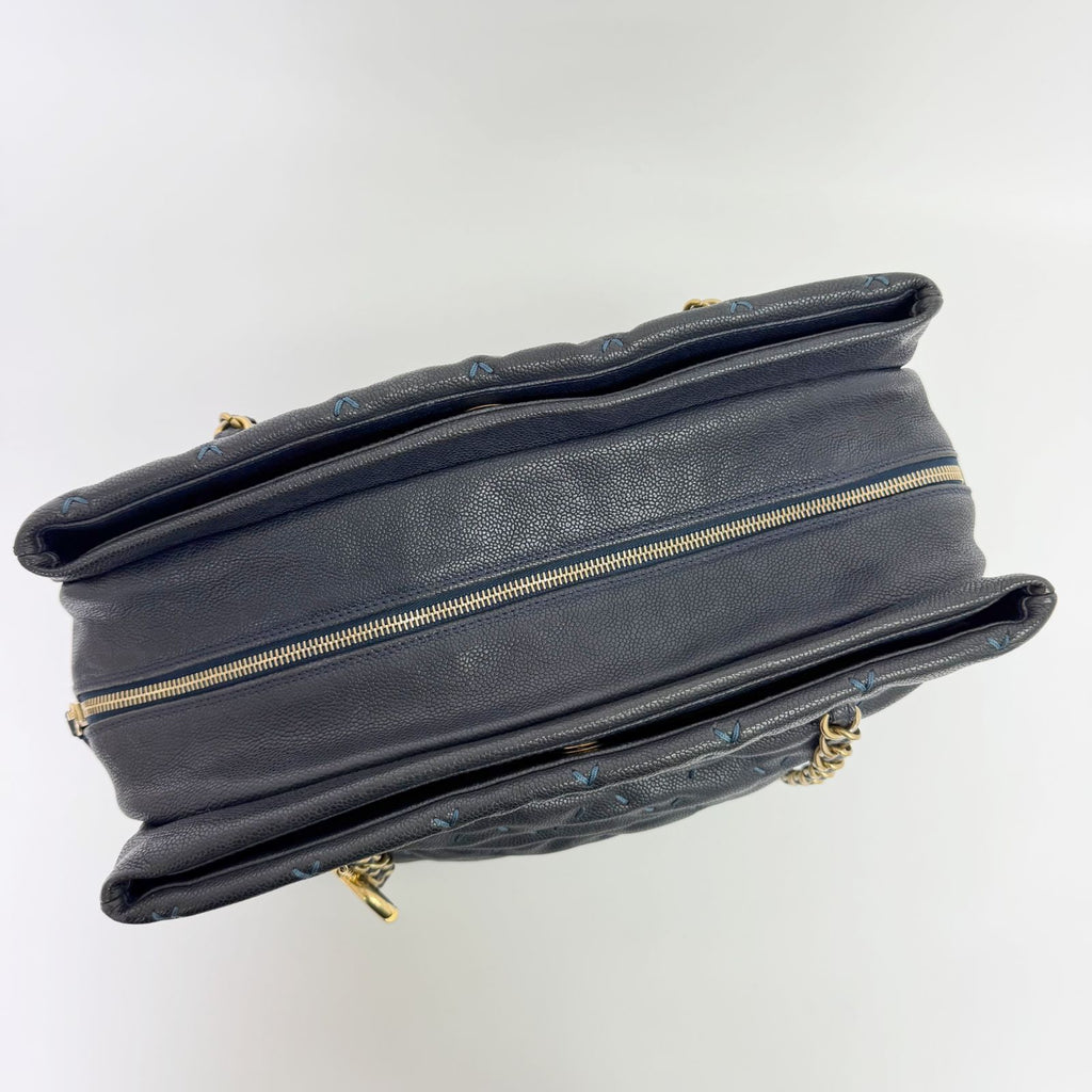 Chanel Camellia CC Logo Embossed Chain Tote Shoulder Bag Leather Navy Gold Seal — view 6