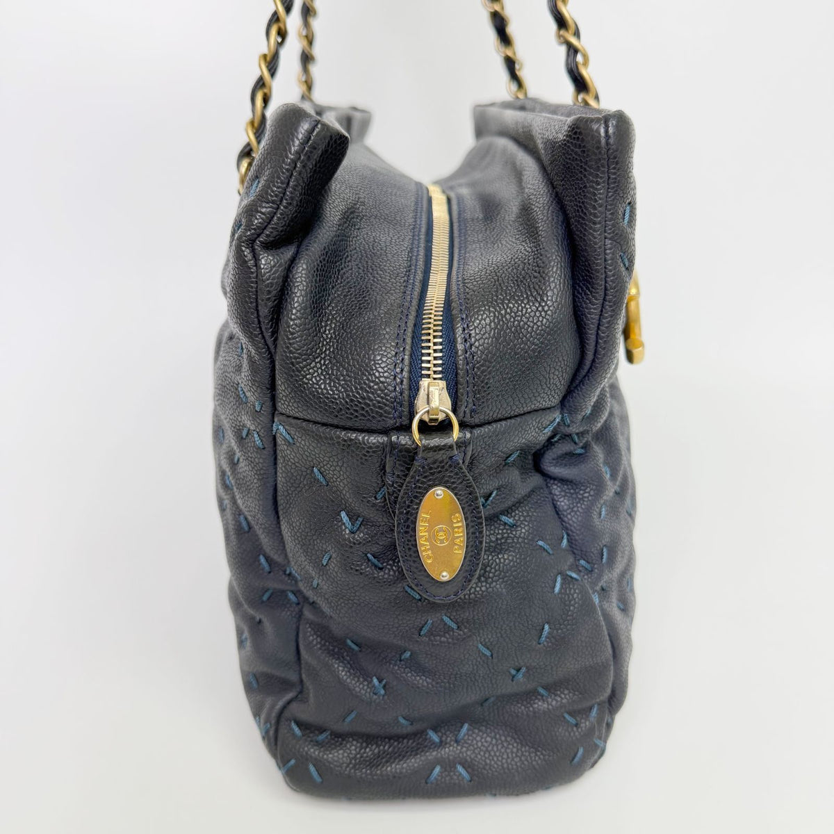Chanel Camellia CC Logo Embossed Chain Tote Shoulder Bag Leather Navy Gold Seal — view 5