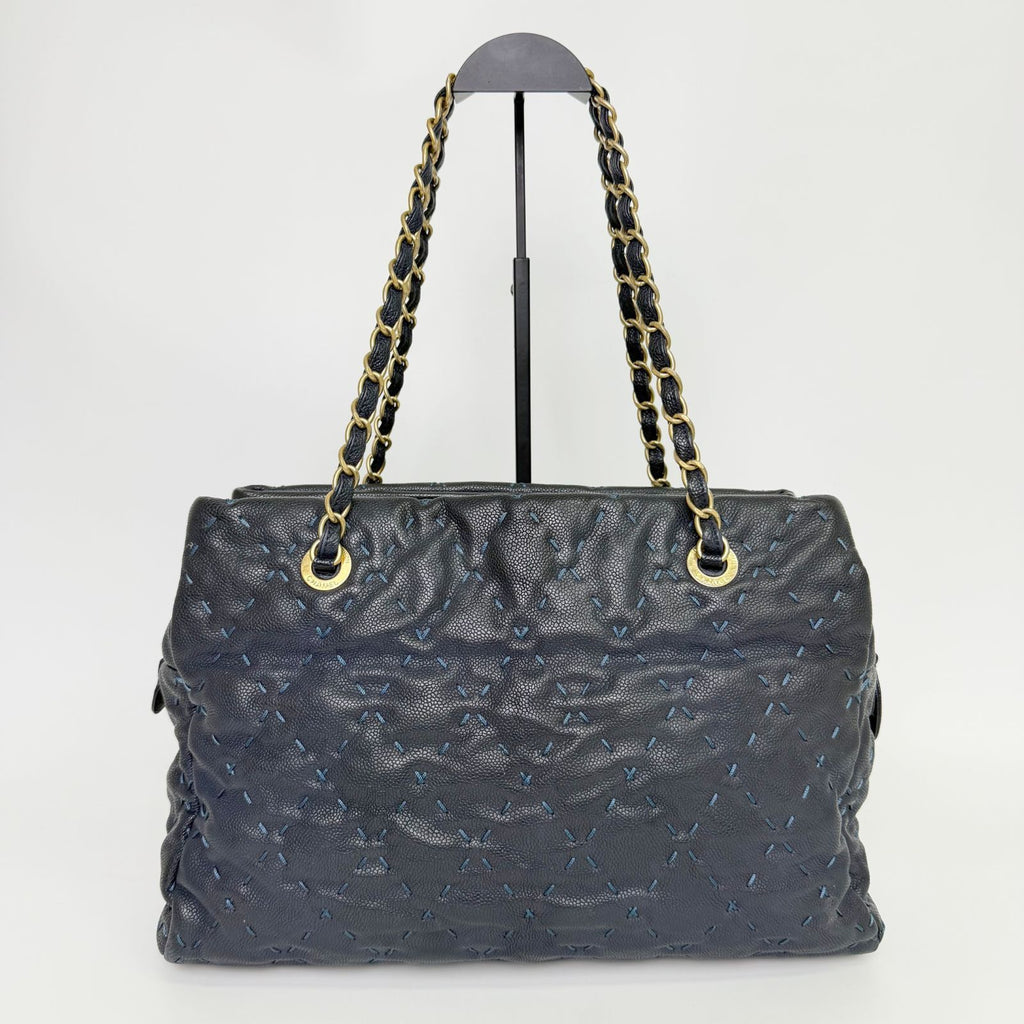 Chanel Camellia CC Logo Embossed Chain Tote Shoulder Bag Leather Navy Gold Seal — view 3
