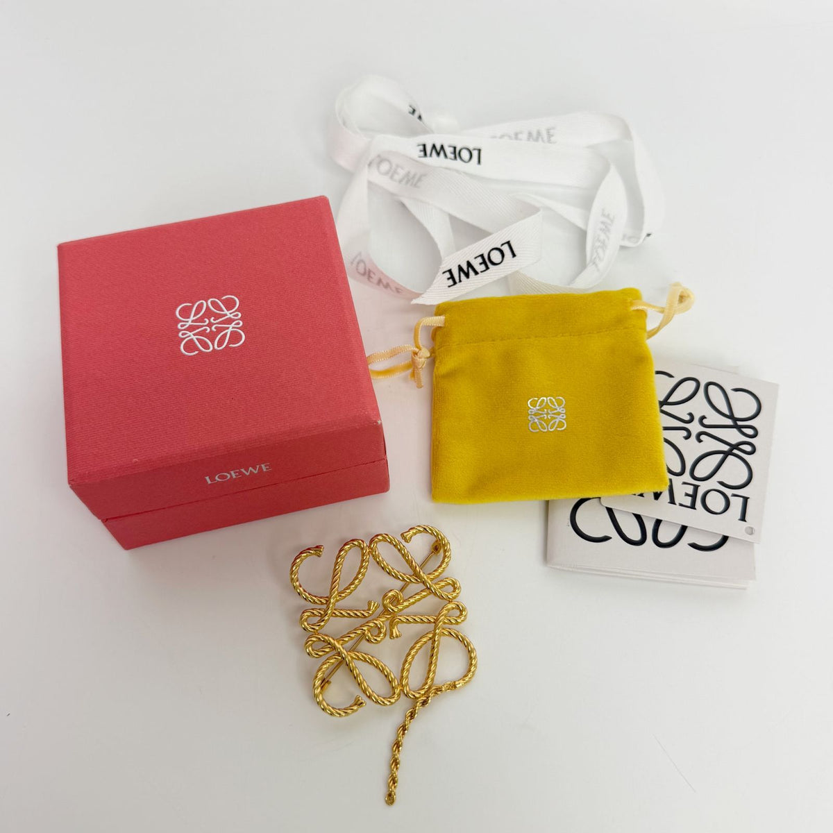 Loewe Anagram Rope Brooch Plated Gold Vintage — view 2
