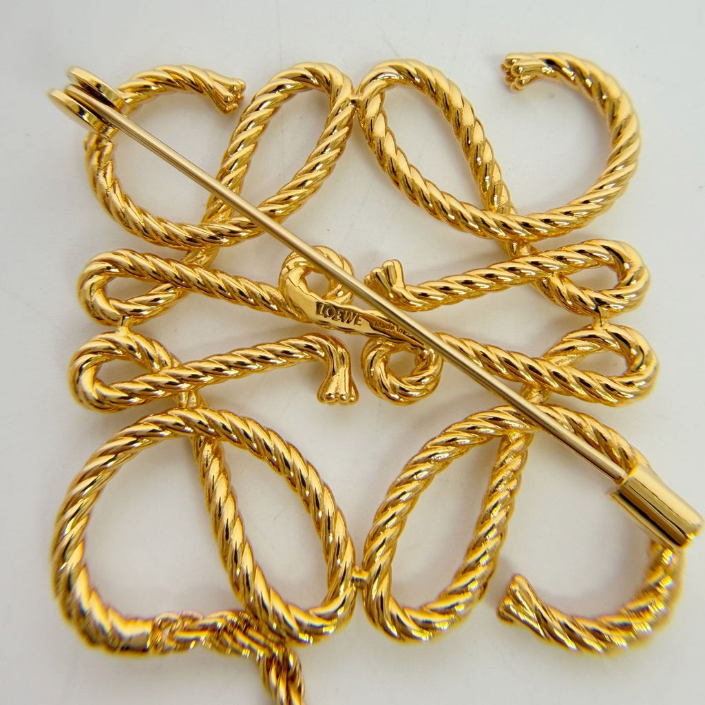 Loewe Anagram Rope Brooch Plated Gold Vintage — view 5