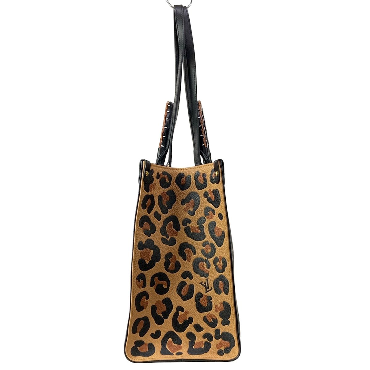 Louis Vuitton Tote Wild at Heart on the Go MM Noir Leather Cowhide — view 4