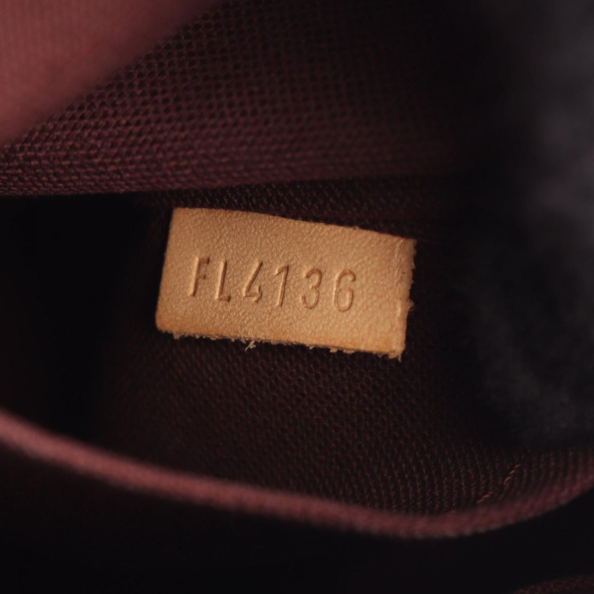 Louis Vuitton Handbag Turenne PM Monogram Leather — view 5