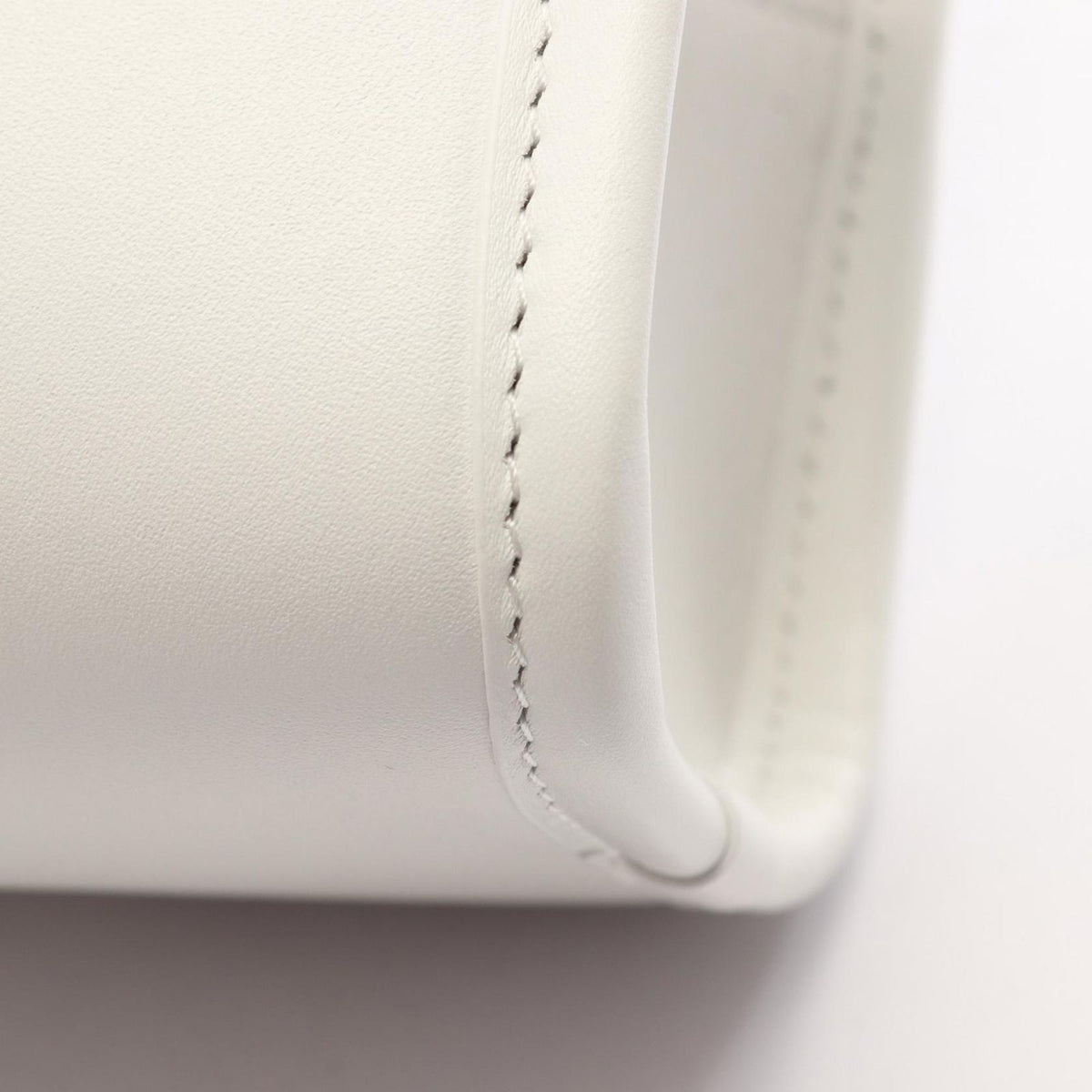 Loewe Handbag Amazona 180 Small 2-Way White Leather Bag — view 7