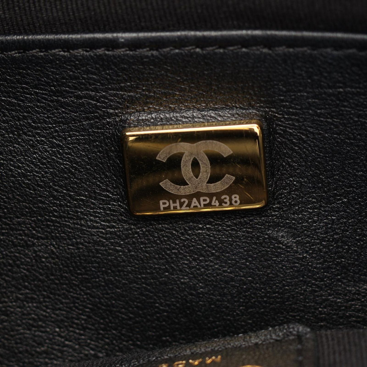Chanel Shoulder Bag Quilted Black Lambskin Chain — view 5