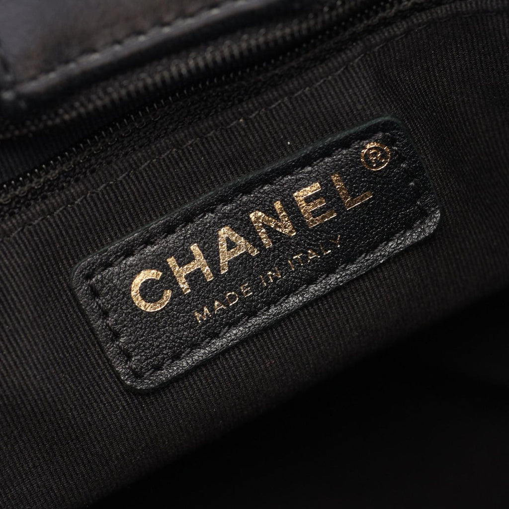 Chanel Shoulder Bag Quilted Black Lambskin Chain — view 4