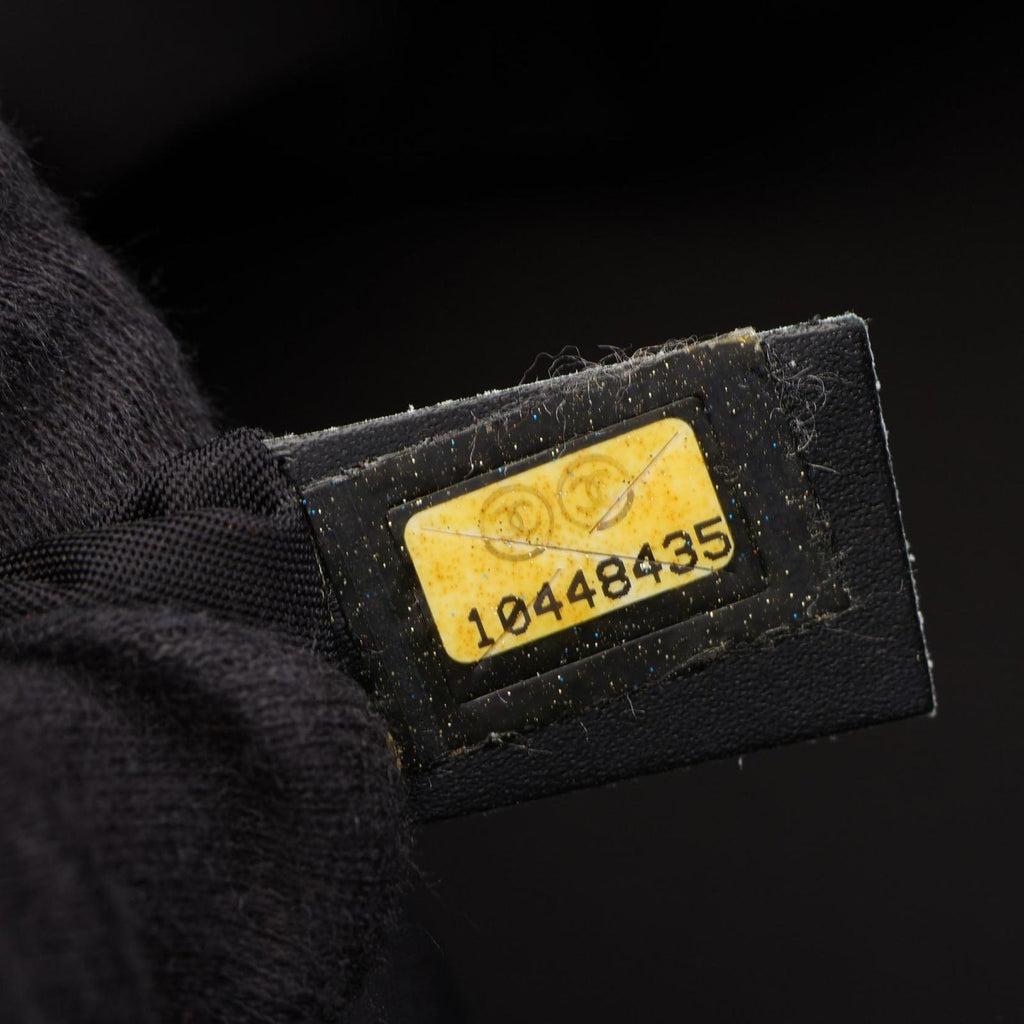 Chanel Boston Bag New Travel Line Black Leather — view 5
