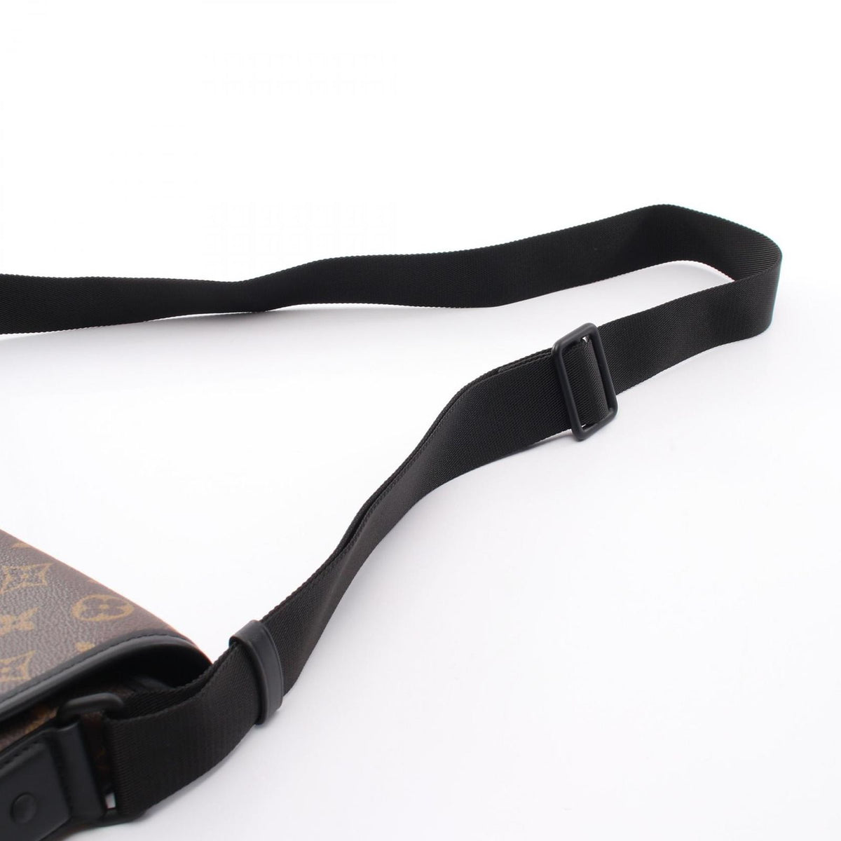 Louis Vuitton Shoulder Bag Magnetic Messenger Monogram Macassar Leather — view 8