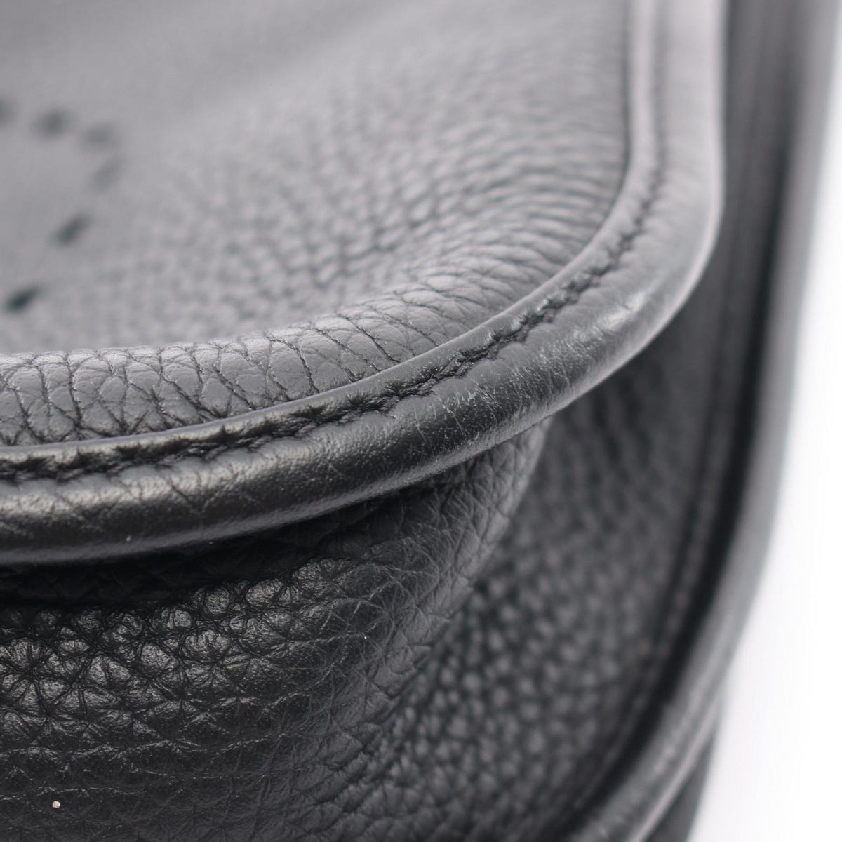 Hermes Shoulder Bag Evelyne 3 Trois PM Black Leather — view 7