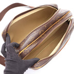 Louis Vuitton Shoulder Bag Reporter PM Leather — view 3