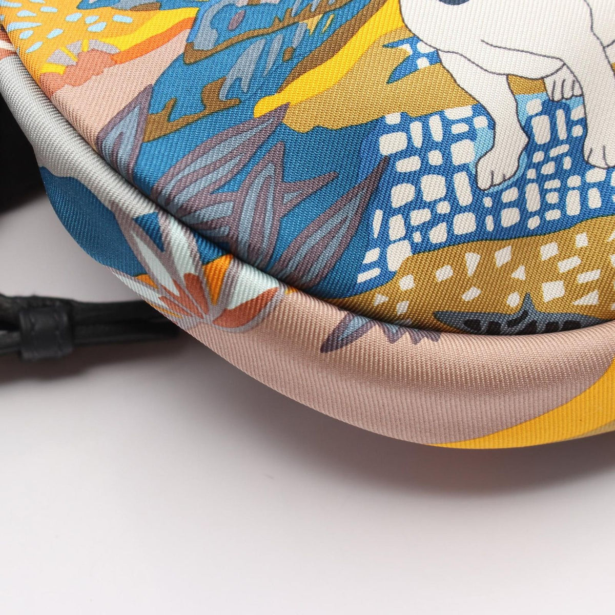 Hermes Shoulder Bag to Go Multi Canvas Silk — view 6