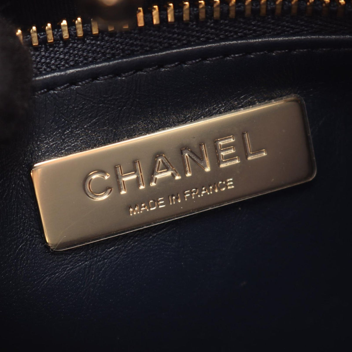 Chanel Shoulder Bag 31 2-Way Navy Leather 31 Mini Shopping — view 4