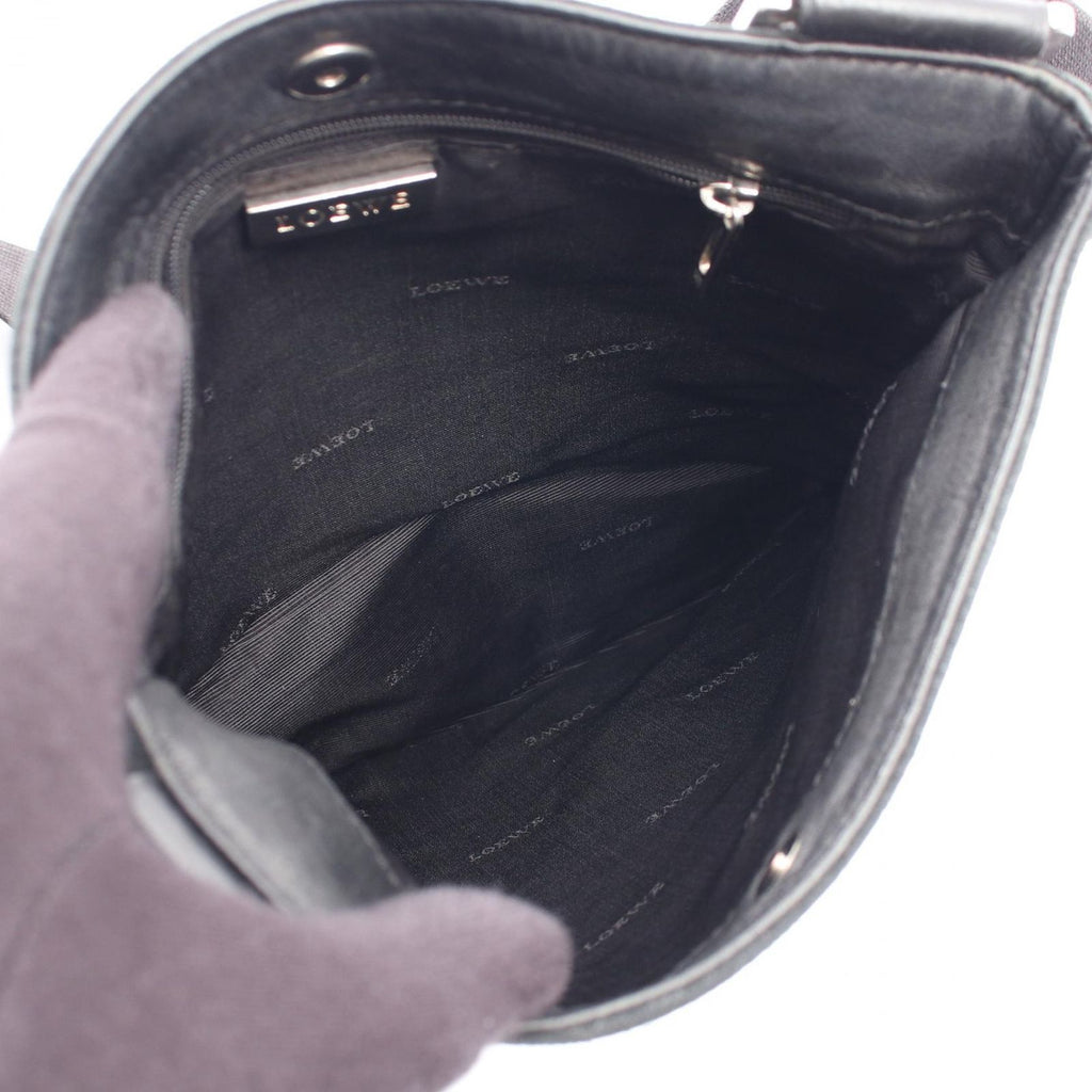 Loewe Shoulder Bag Anagram Leather — view 3
