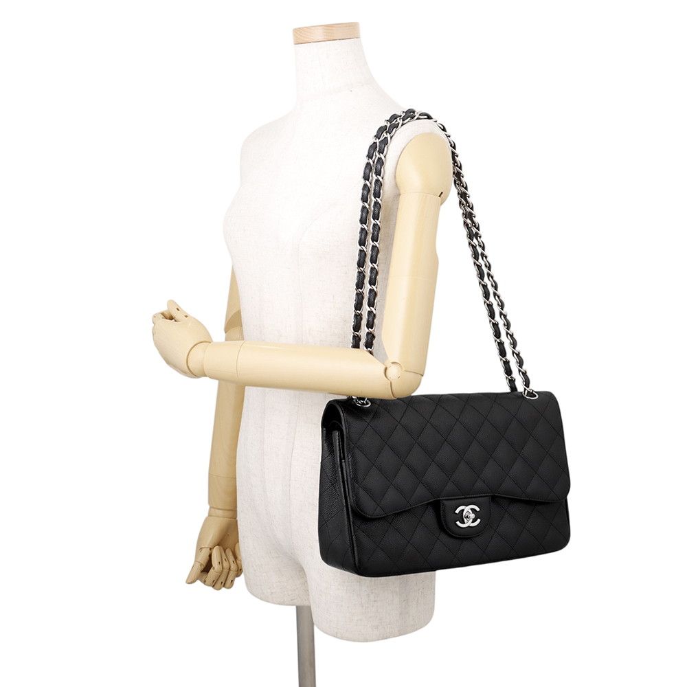 Chanel Chain Shoulder Bag Quilted 30 Caviar Leather CC Logo Black — view 4