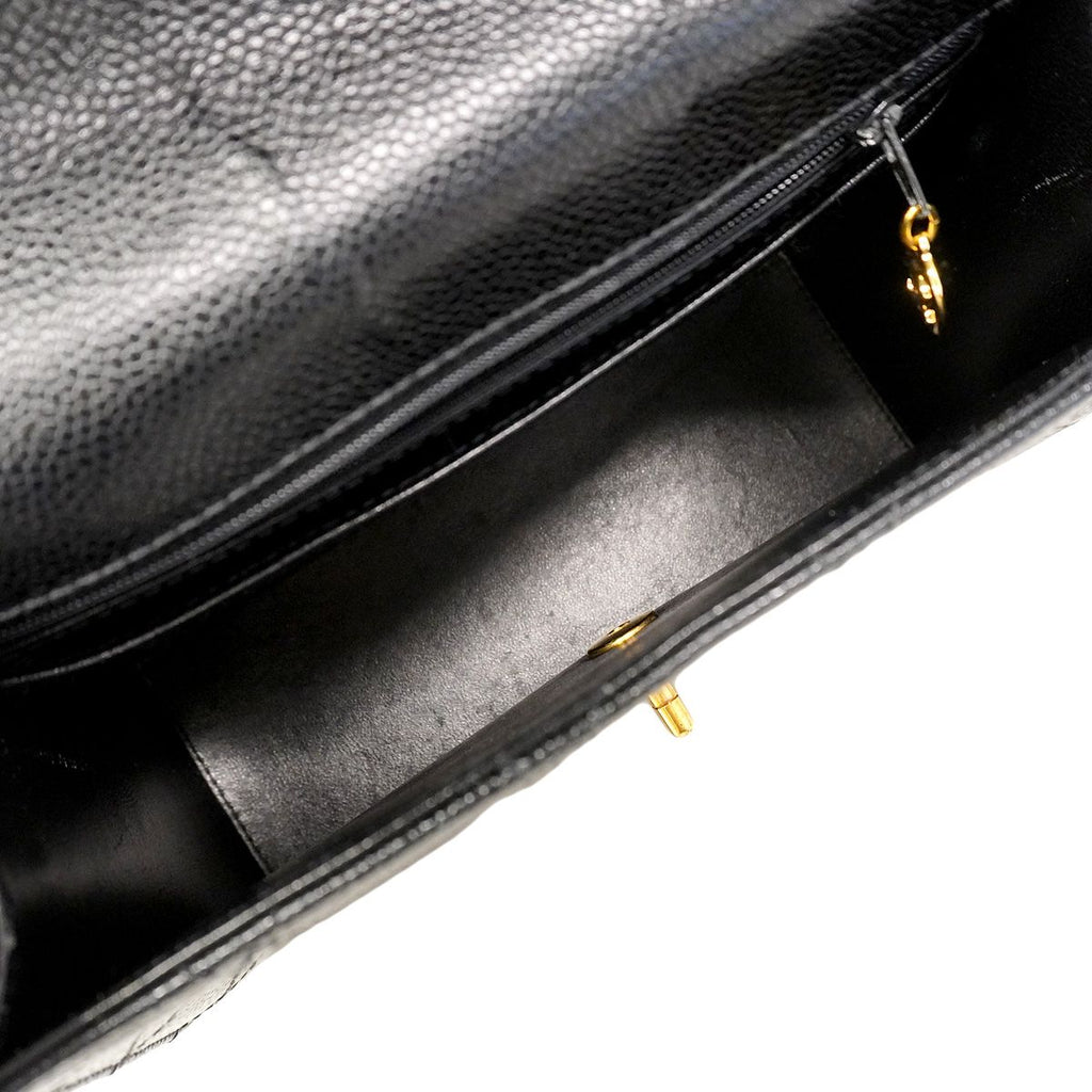 Chanel Shoulder Bag Quilted Caviar Leather Black Gold — view 4
