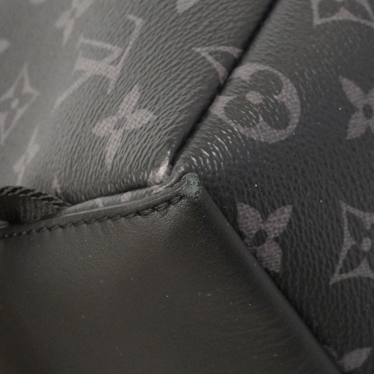 Louis Vuitton Backpack Monogram Eclipse Discovery MM Black — view 6