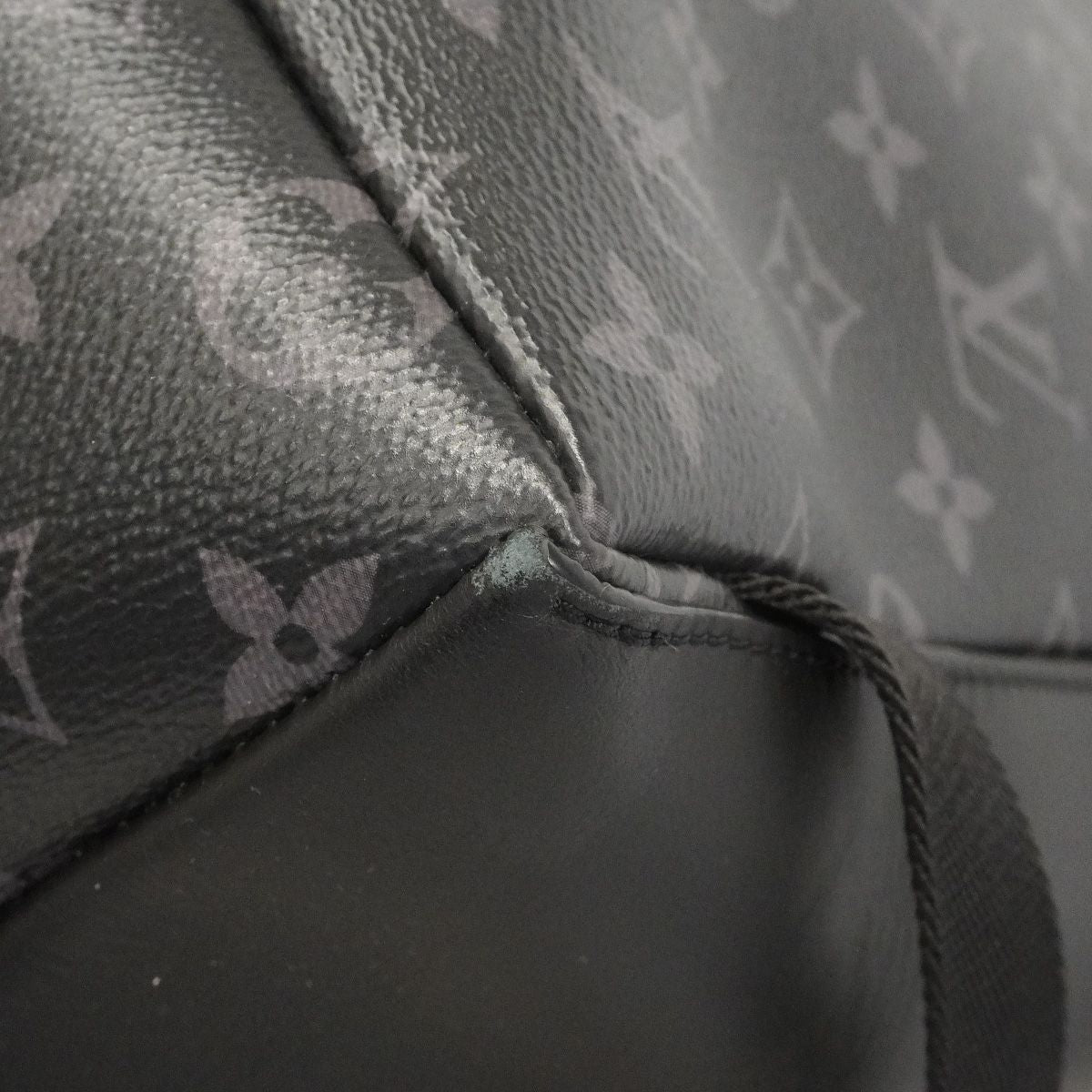 Louis Vuitton Backpack Monogram Eclipse Discovery MM Black — view 7
