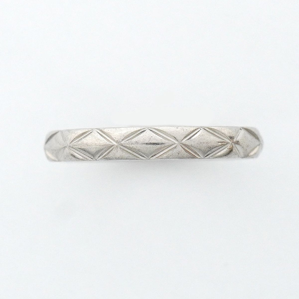 Chanel Ring Quilted Platinum — view 2